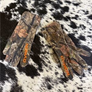 Nomad Hunting Gloves